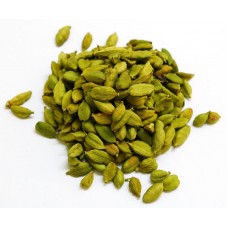 Green cardamom pods